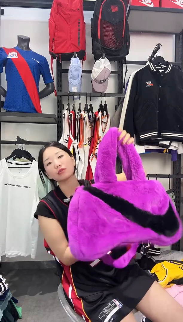 351·编码 耐克卫衣服饰过款为准 尺码·