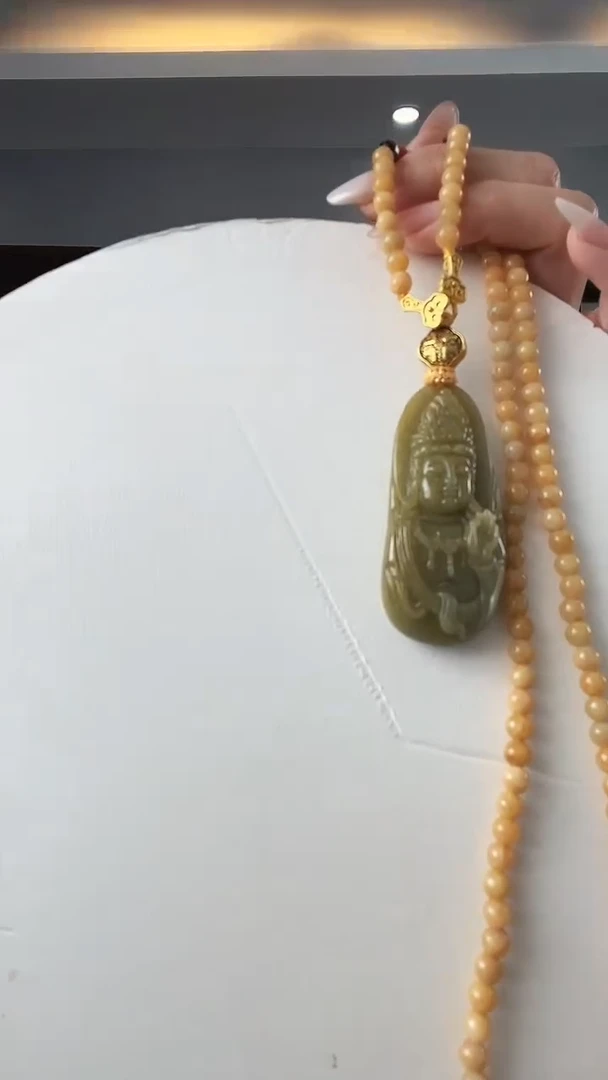 颈饰未镶嵌翡翠观音