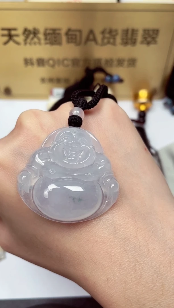 颈饰18K金镶嵌翡翠天然缅甸翡翠A货