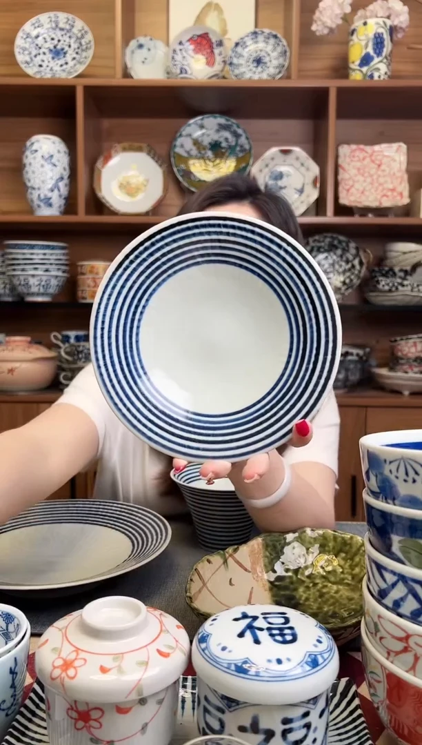 瓷片蓝驹18cm中盘