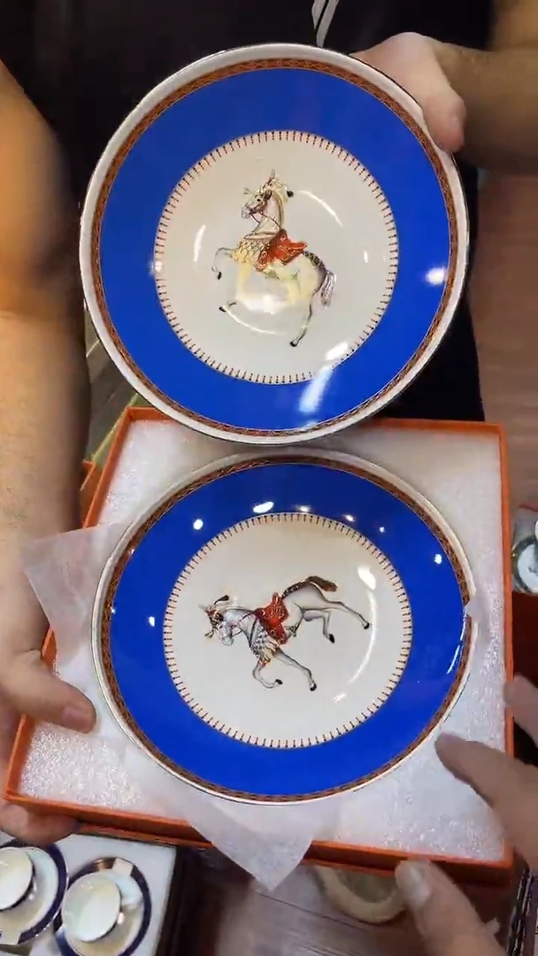 杯鸿辉家品牌瓷器，京东包邮！