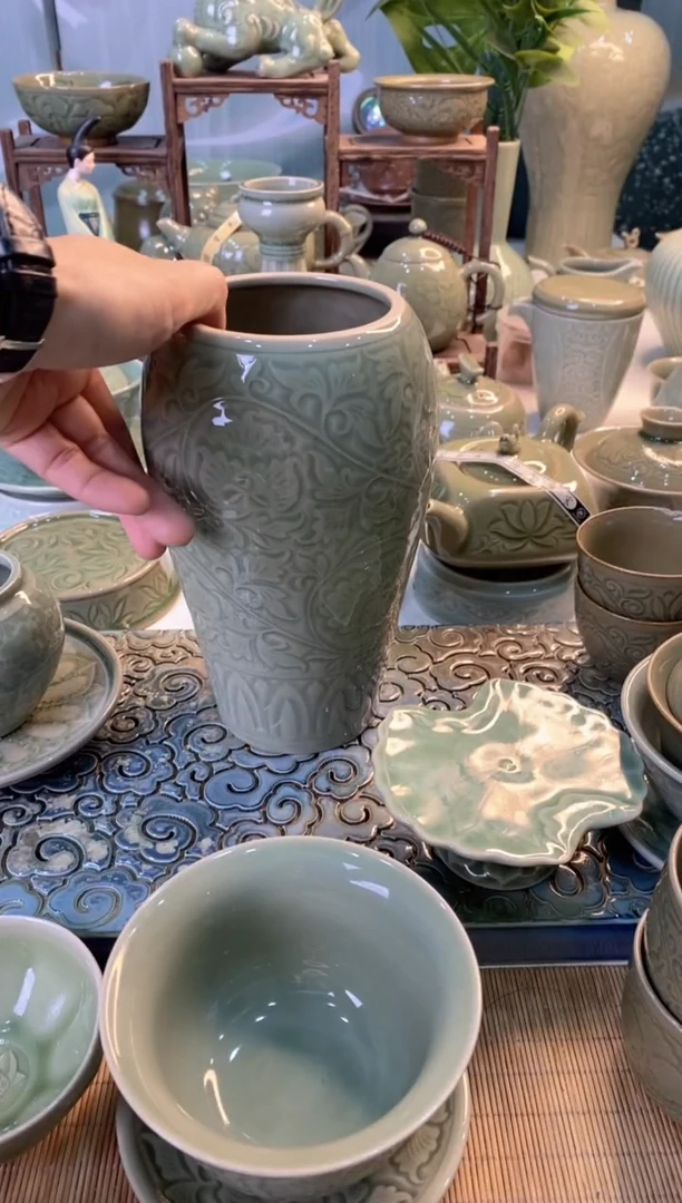 耀州窑钟**李微瑕处理【缠枝牡丹底部仰莲】花瓶【1个】 XG001