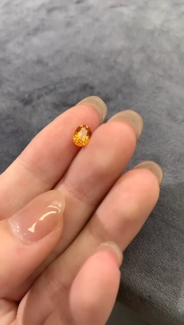 未镶嵌裸石石榴石(芬达石)芬达石保1ct