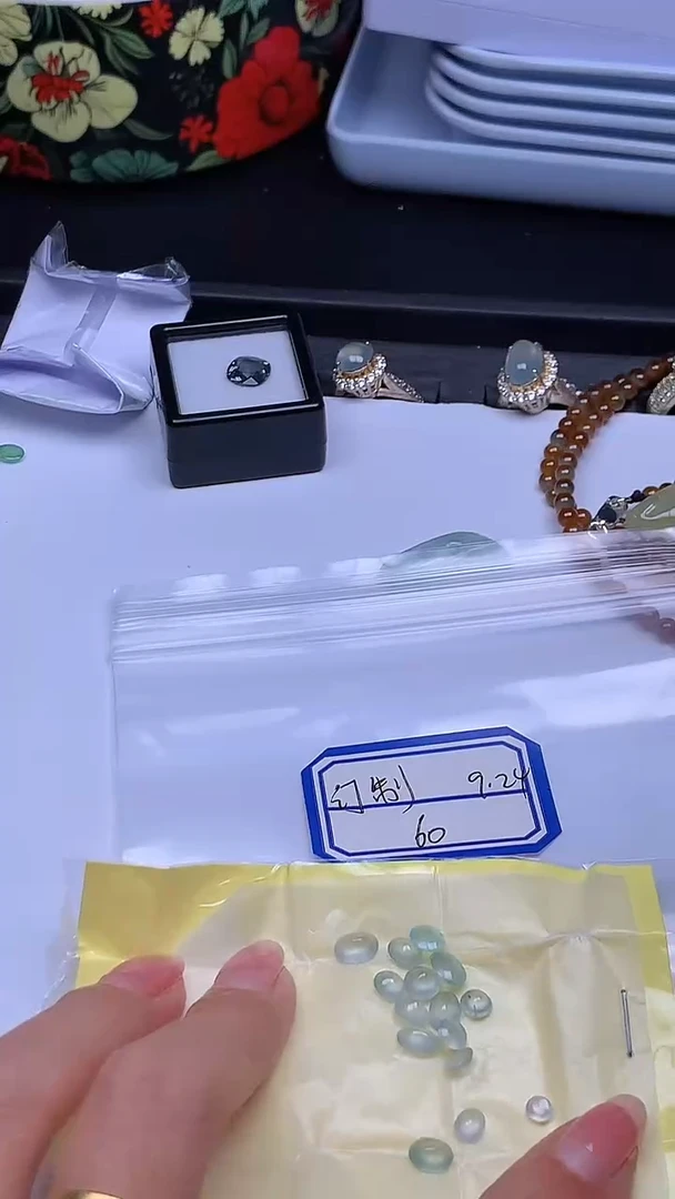 裸石翡翠榆****款+多样性发货