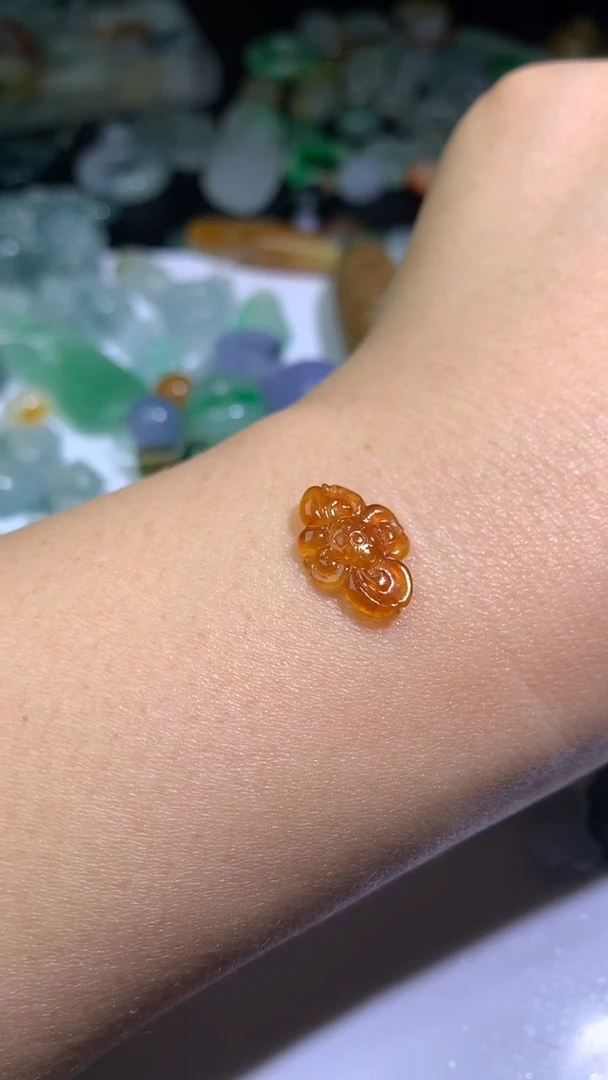 未镶嵌定制翡翠毛货