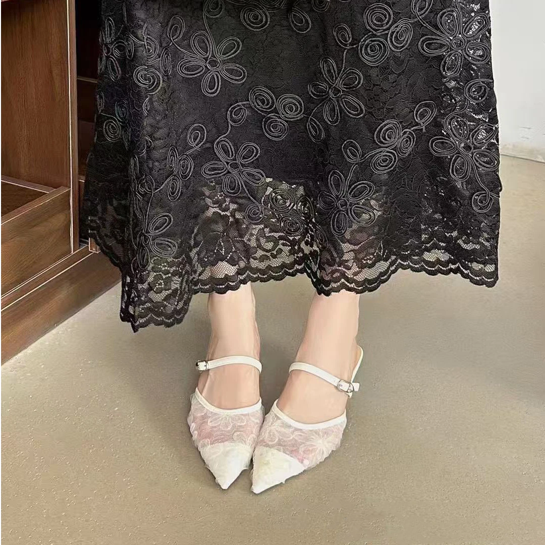 【小贝家】3cm网纱蕾丝一字带外穿小高跟拖鞋夏季甜美包头拖女25057