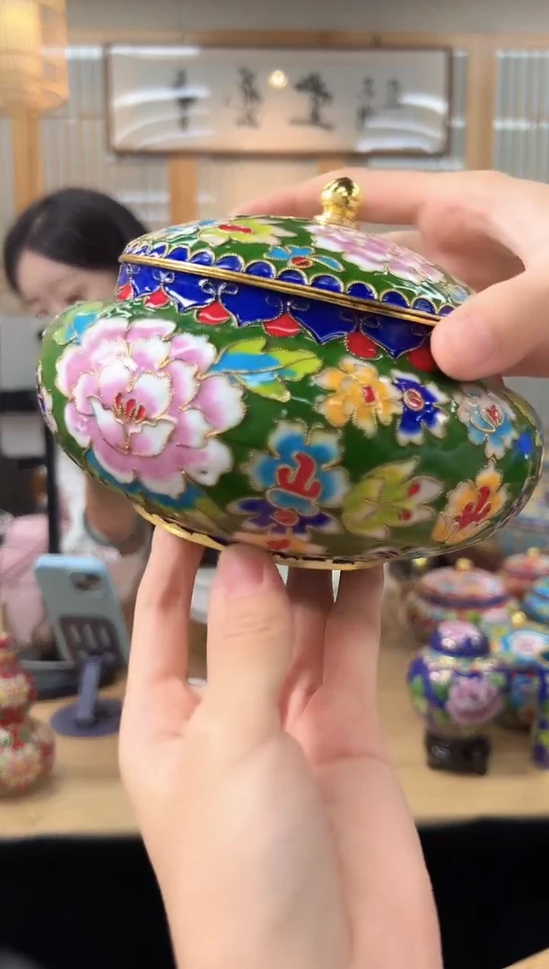 景泰蓝花丝喜子罐6寸XZG002绿