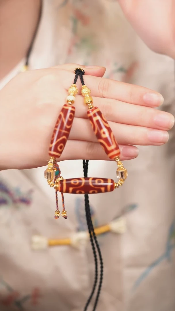 玛瑙/玉髓（覆膜）颈饰未镶嵌传世珠宝