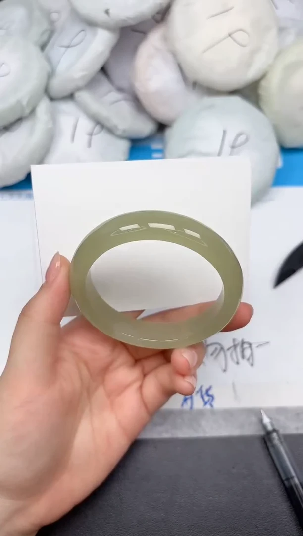 未镶嵌手镯石英质玉66-58