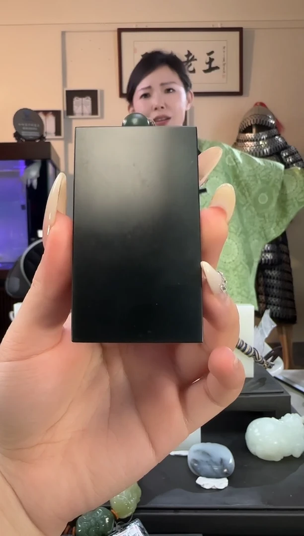 颈饰未镶嵌和田玉青玉无事牌