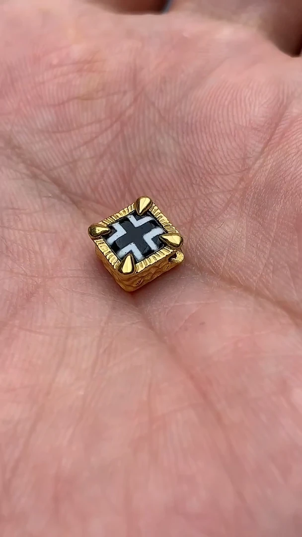 【闪购商品】玛瑙/玉髓单珠18K金镶嵌25020202