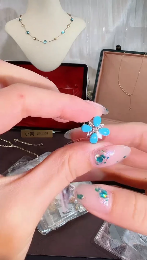 颈饰钻石18K金镶嵌BN17529#-W#24