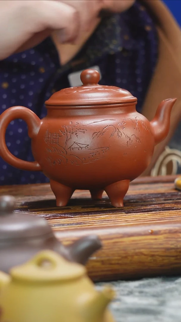 茶壶紫砂赵庄朱泥刻绘三足大斌