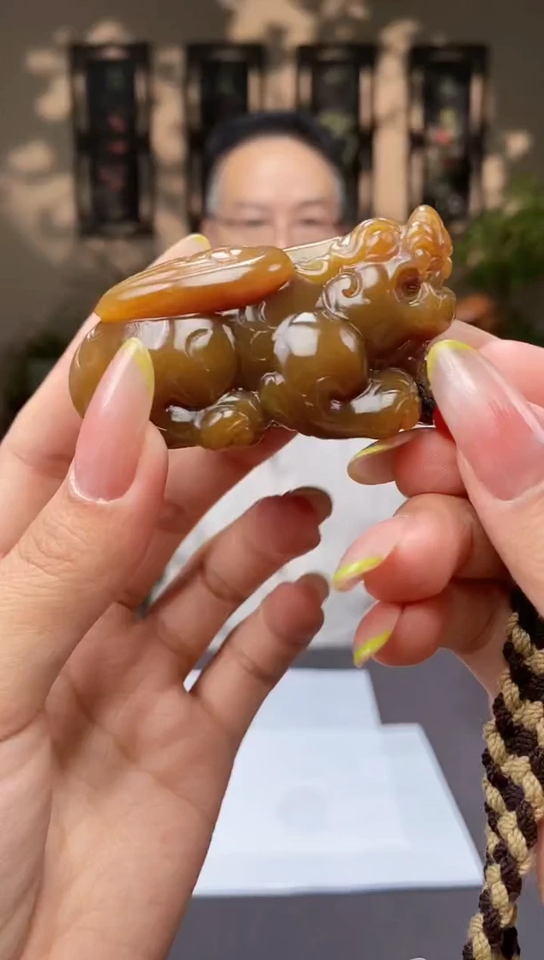 和田玉未镶嵌颈饰C569