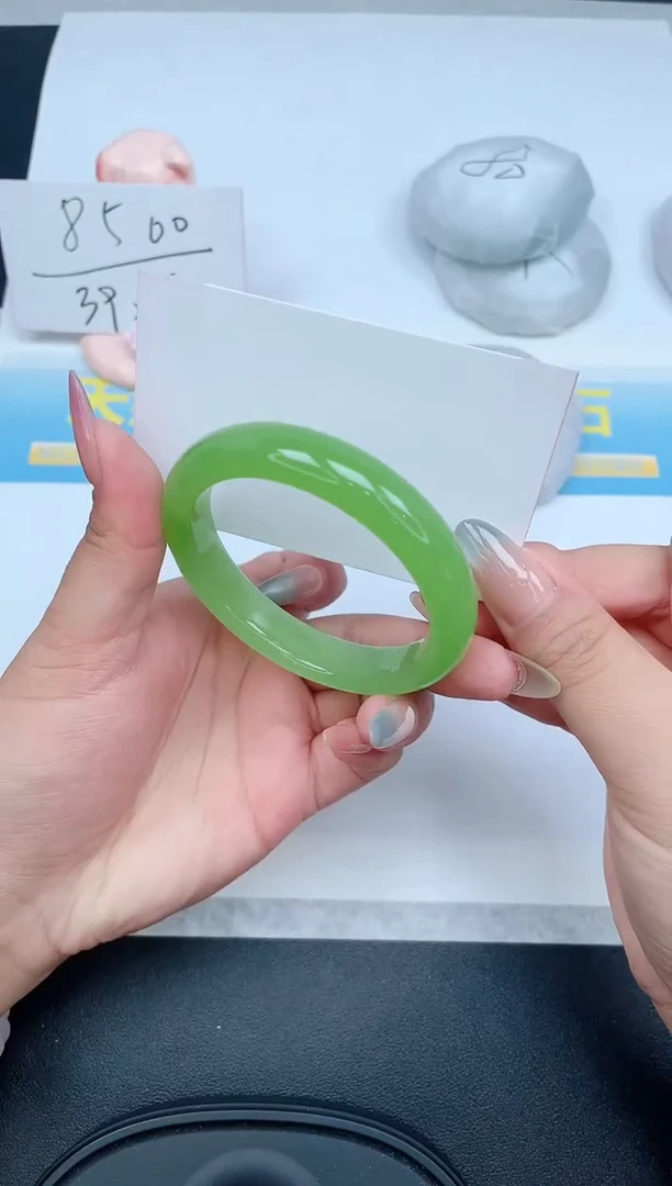 石英质玉手镯未镶嵌76-56.3