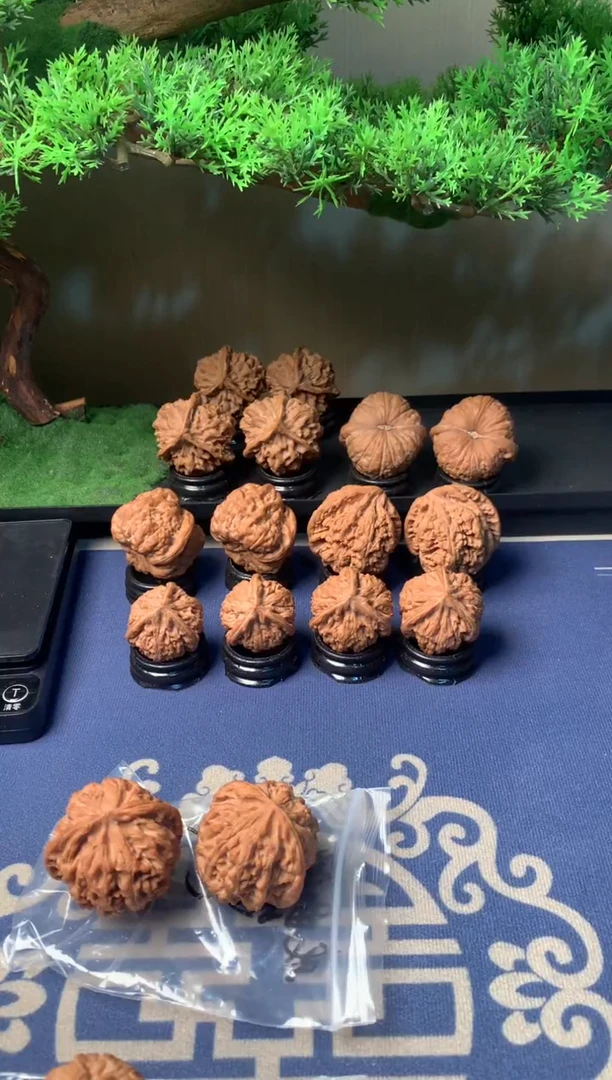 【闪购商品】文玩核桃吊坠43苹果园