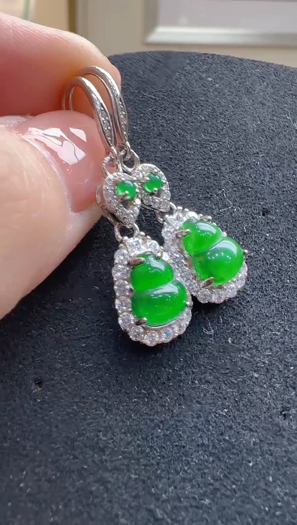 【闪购商品】翡翠耳饰银S925镶嵌多样性发货拍一发一