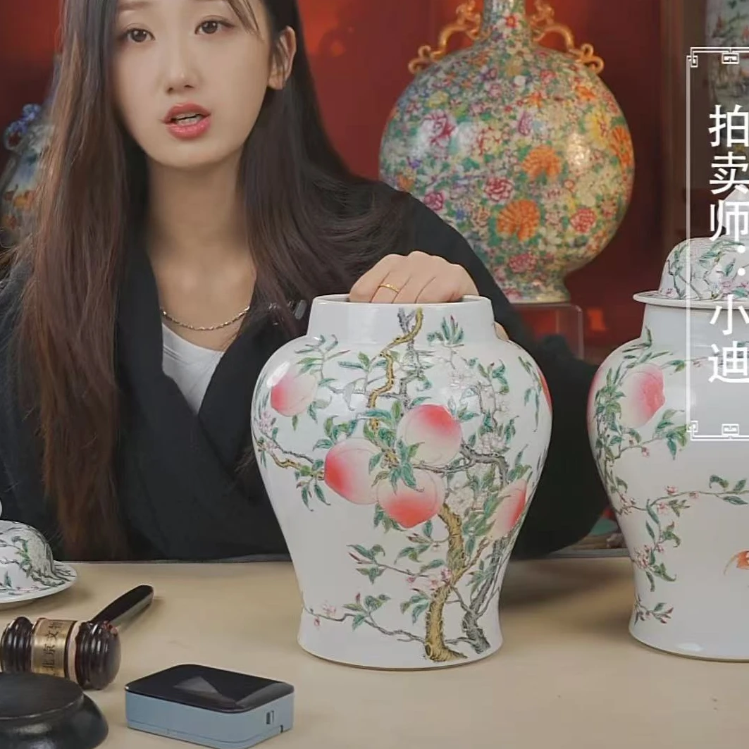 国呈拍卖古董瓷器