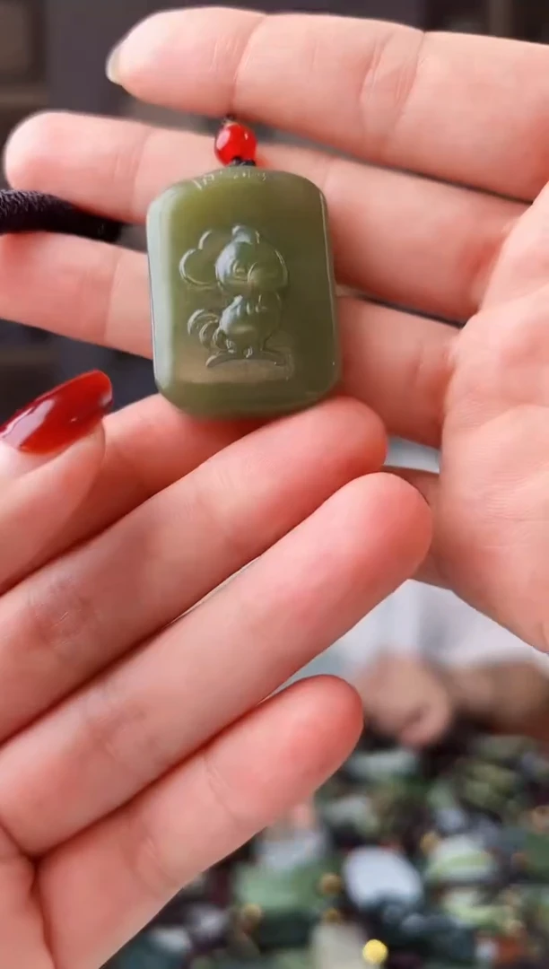 未镶嵌和田玉挂件拍一发一，多样性发货