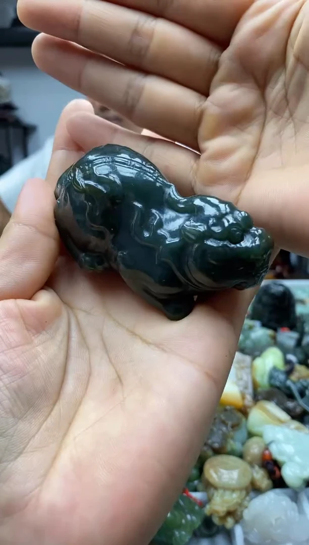 未镶嵌和田玉把件1