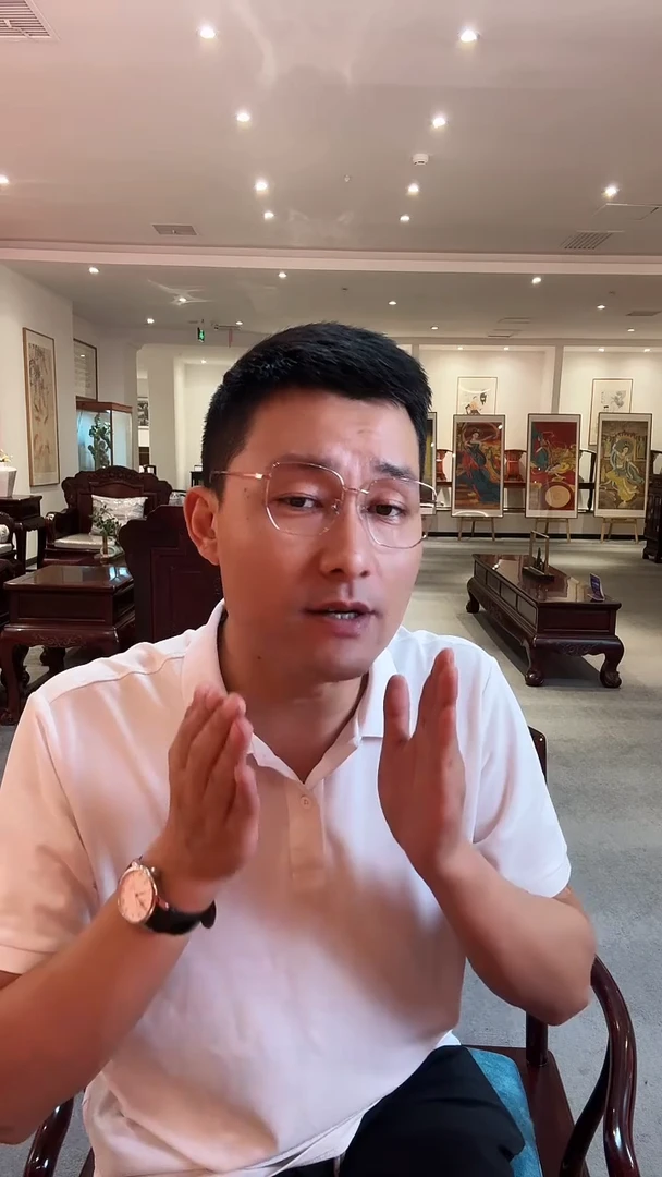 国画雷畅胜 带锦盒 S022国画