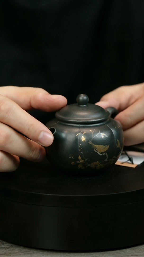茶壶紫砂春**里H2088余海燕描银筋纹南瓜