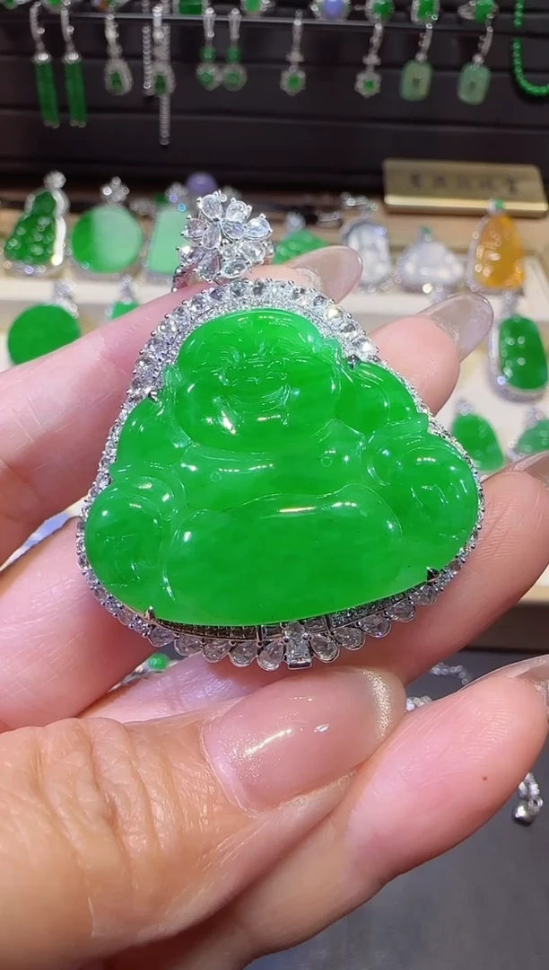 翡翠18K金镶嵌吊坠(不含链)一