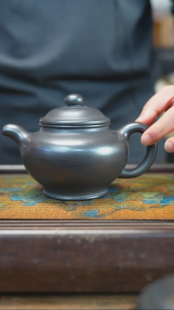 【闪购商品】紫砂茶杯2.6 玄铁石黄   掇只