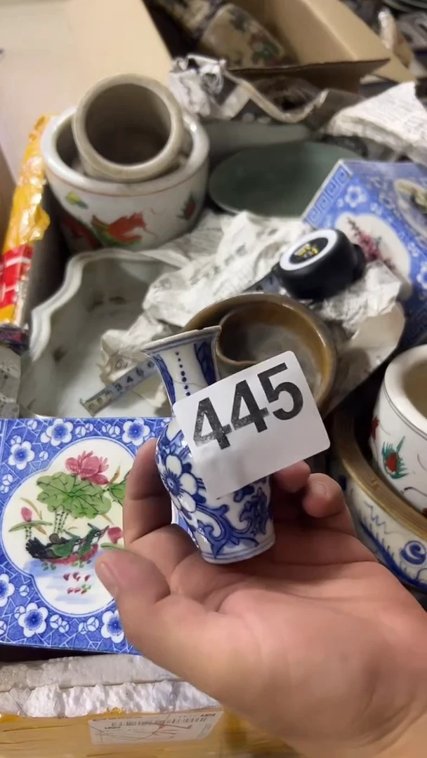 1有瑕疵的瓷器一单~~