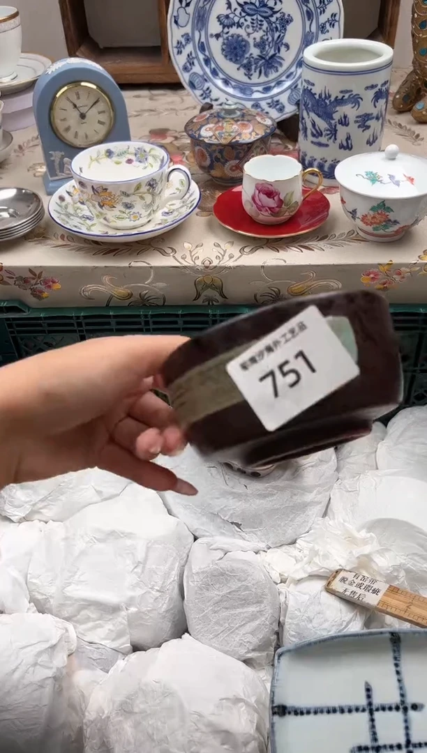 瓷片是**呀J         751