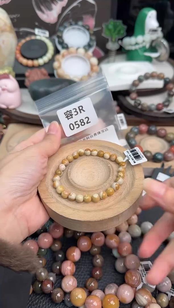 未镶嵌手链石英质玉好*的3R0582