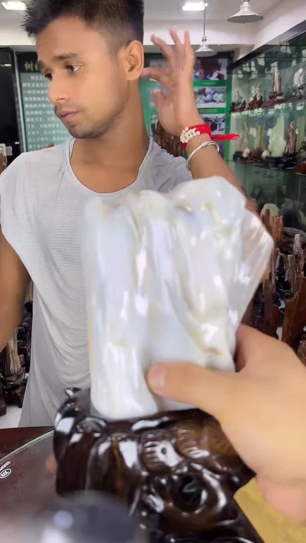 未镶嵌珠宝奇石硅化玉缅甸天然树化玉摆件