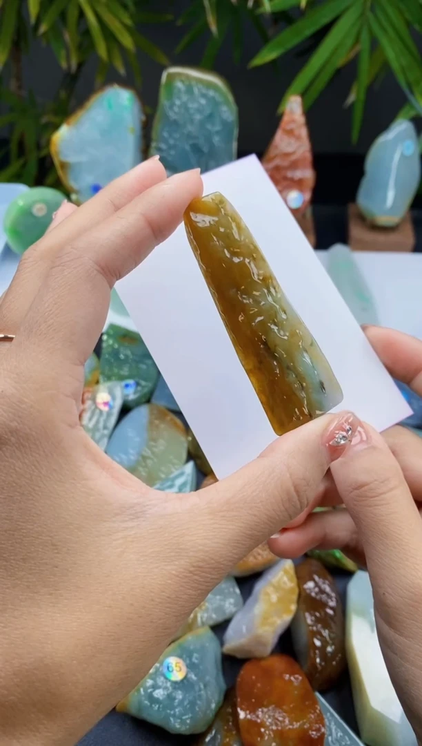 【闪购商品】定制翡翠未镶嵌翡翠