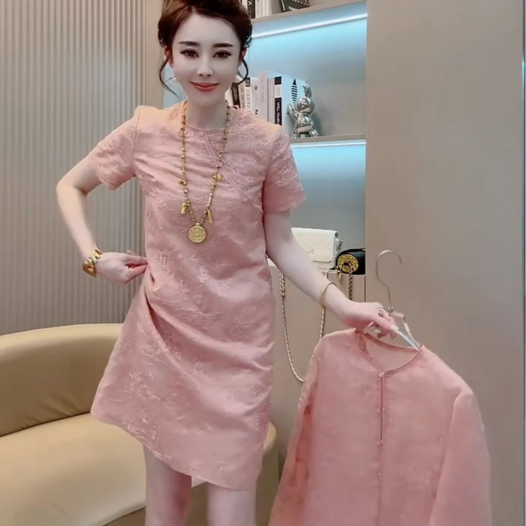 夏季高端设计感立体刺绣薄款不透肉提花洋气连衣裙宽松时尚气质女