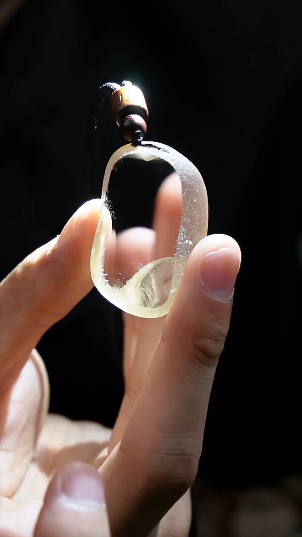 吊坠(赠链)未镶嵌水晶水晶