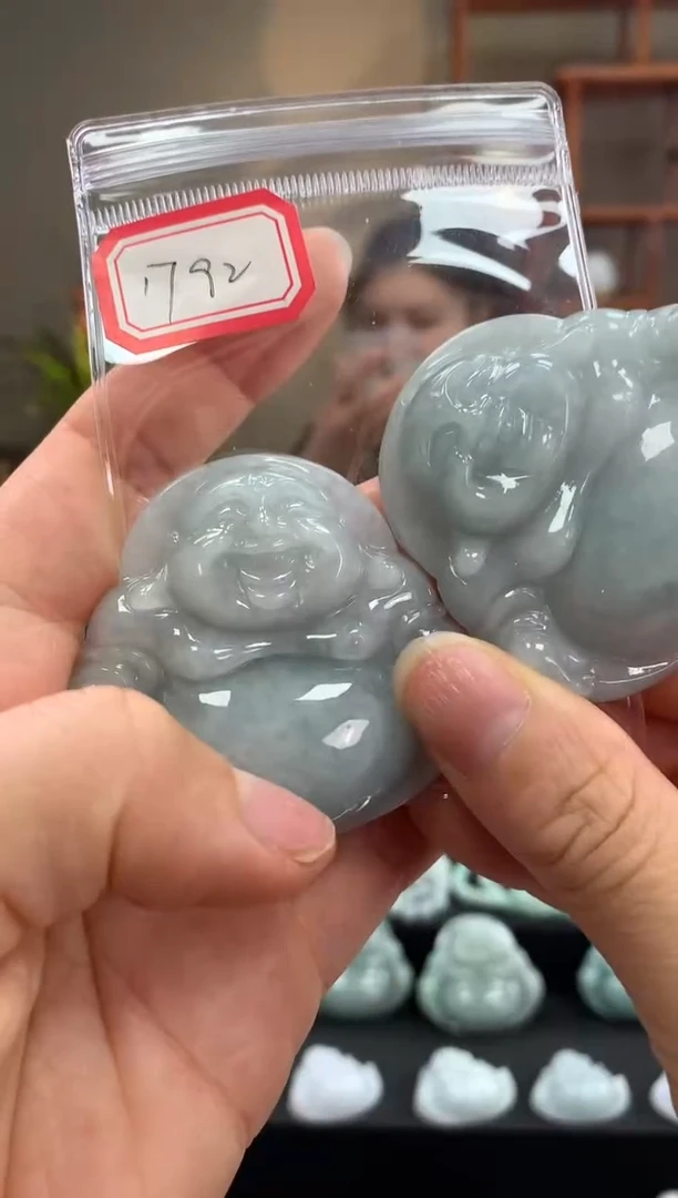 翡翠未镶嵌颈饰佛公 1792多样性发一件