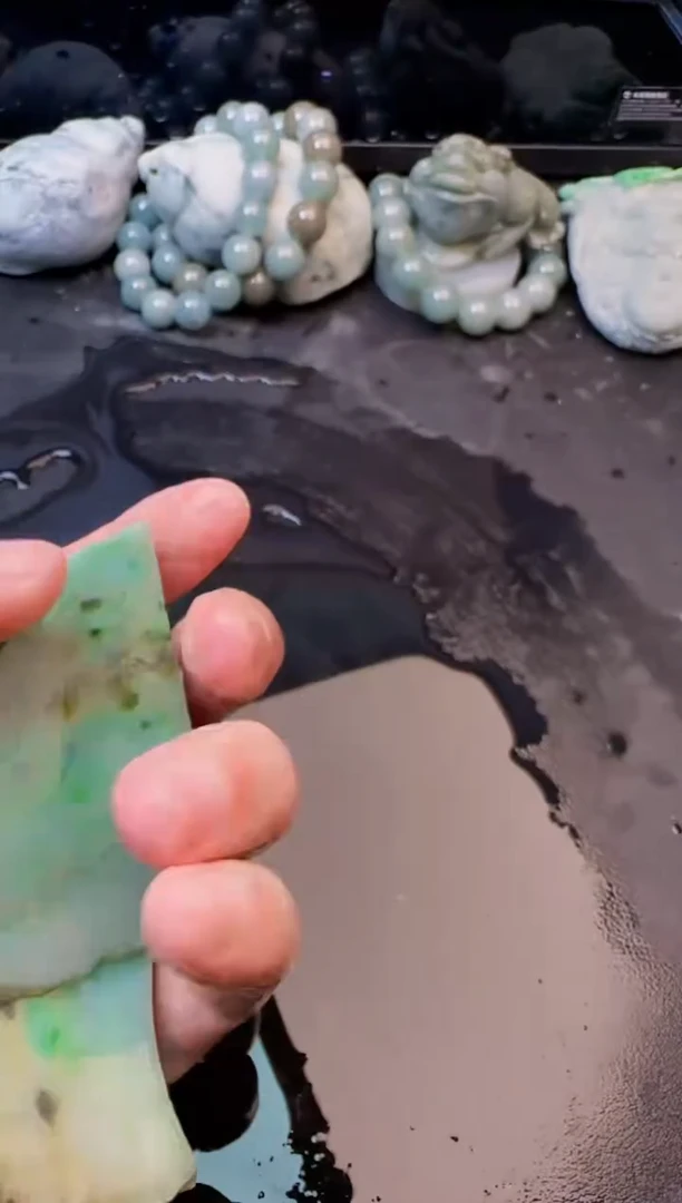 翡翠未镶嵌颈饰太*雨14