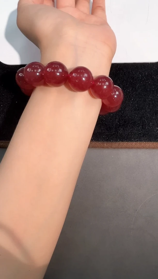 石英质玉手链未镶嵌26号鸽血红草莓晶单圈17mm