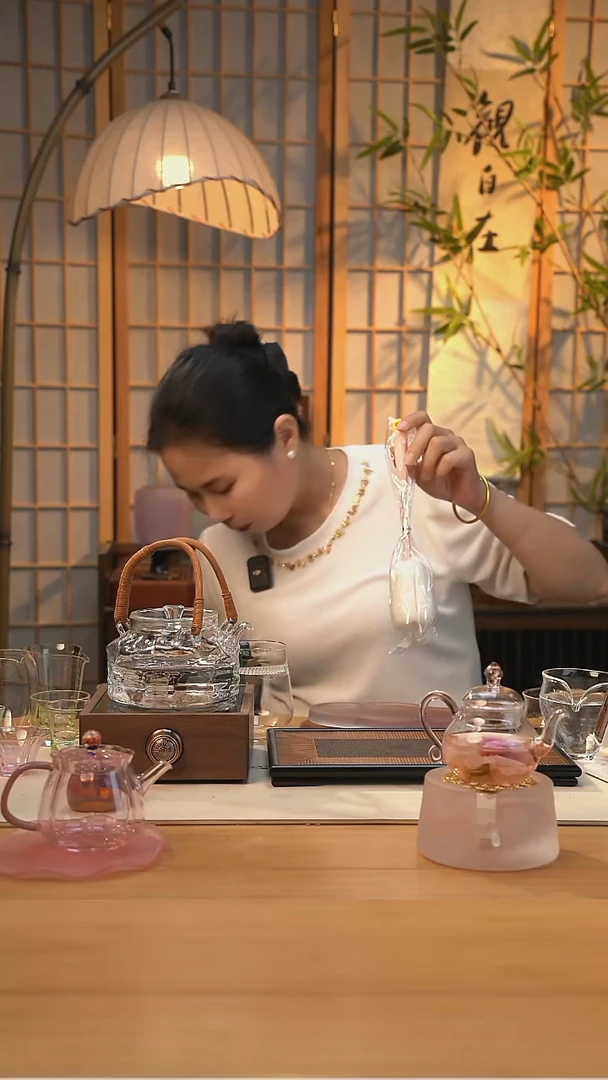 补差价实发天久烟灰色云锦壶