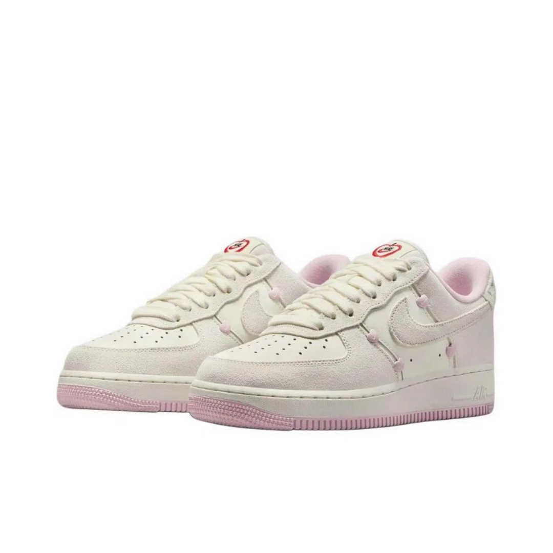 Nike Air Force 1 Low 情人节限定防滑耐磨低帮板鞋HV5992-111