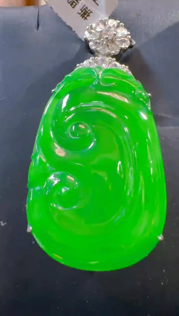 吊坠(赠链)银S925镶嵌翡翠天然A货翡翠