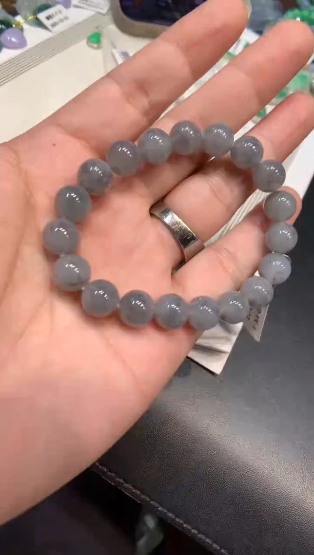 颈饰未镶嵌翡翠手串