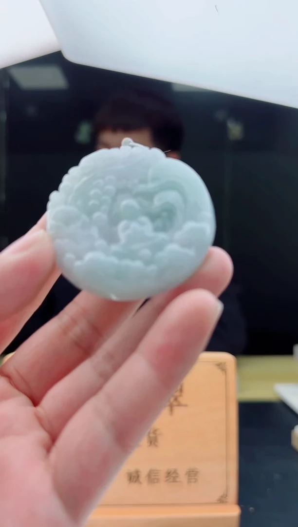 【闪购商品】翡翠颈饰未镶嵌多样性发货随机一件发货