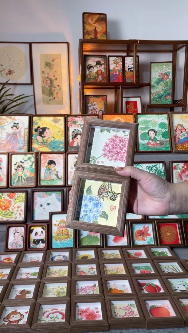 【闪购商品】国画【蝴蝶绣球粉绣球】纯手绘国画摆台