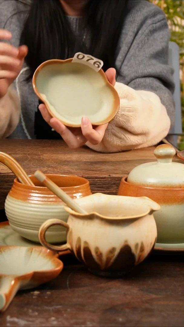 盘高颜值粗陶餐具限时抢购