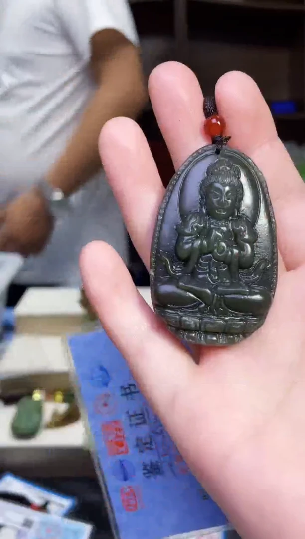 和田玉未镶嵌颈饰1