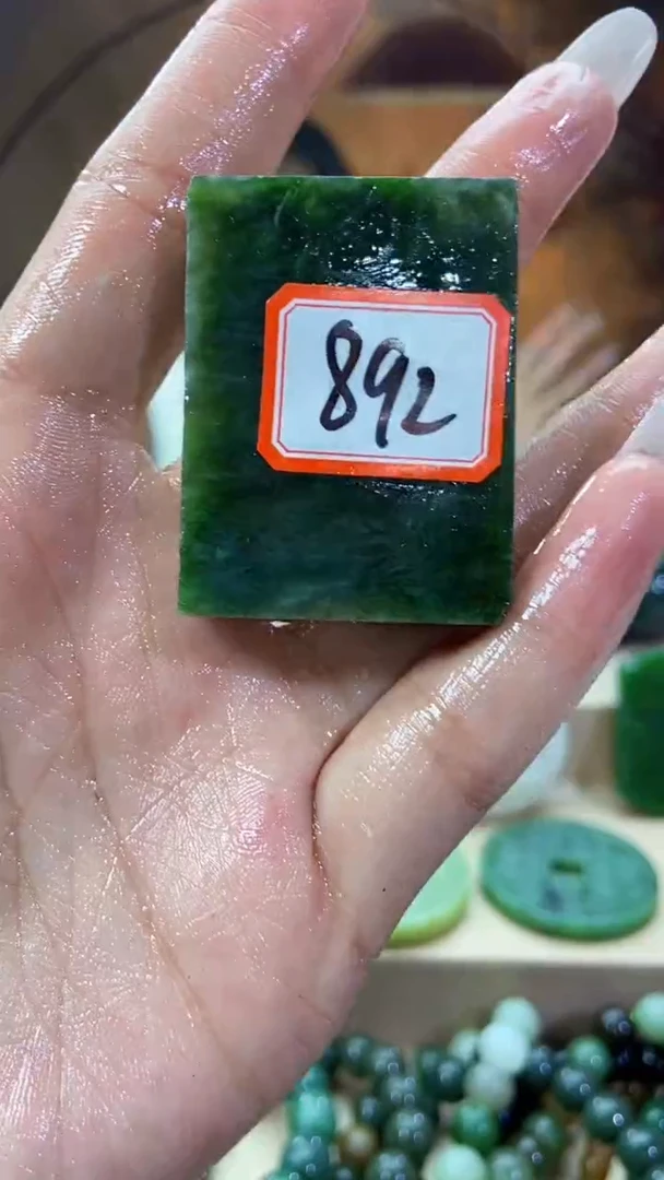 未镶嵌和田玉挂件1