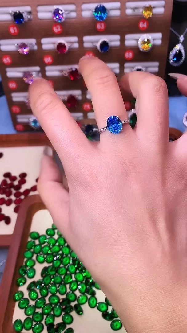 银S925镶嵌戒圈海蓝宝石.........