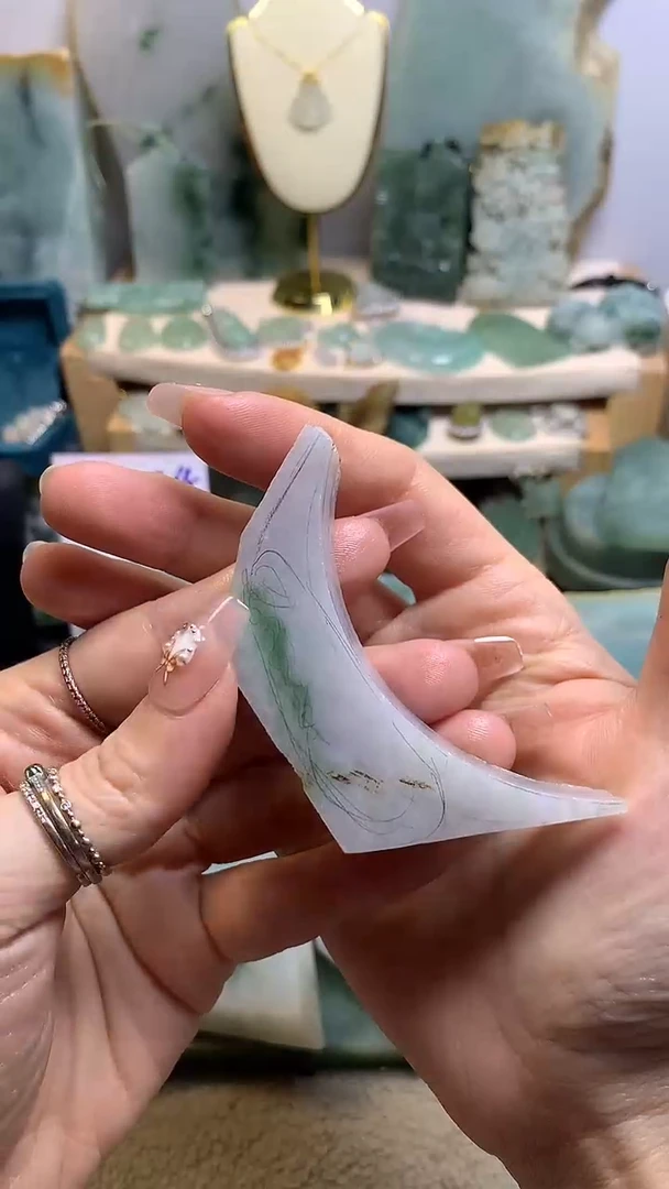 【闪购商品】翡翠挂件未镶嵌缅甸A货翡翠，没有运费险