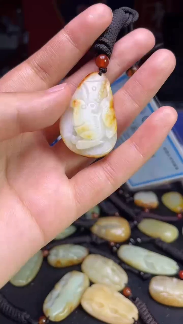 颈饰未镶嵌和田玉123